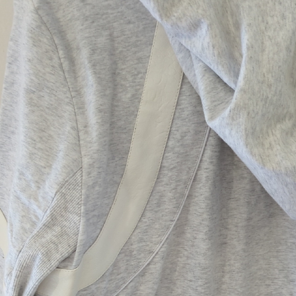 Blanc Noir Light Gray Hooded Trench Coat - Picture 12 of 13